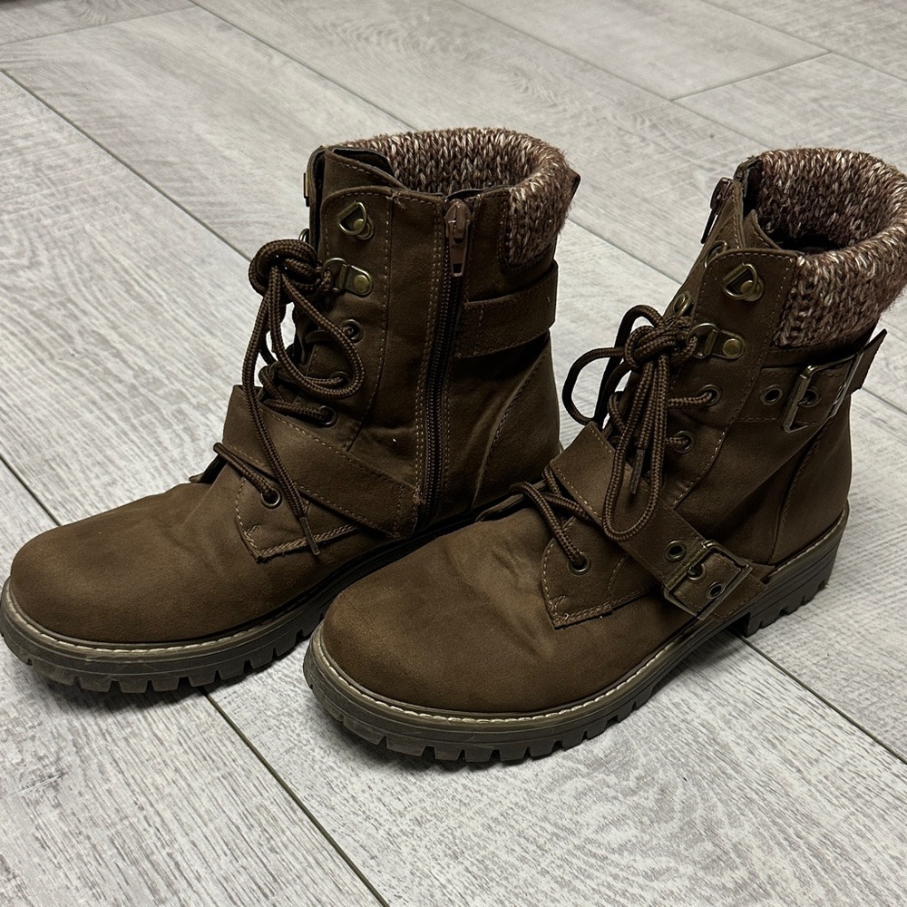 Cliffs by WHITE MOUNTAIN Brown Lace-Up Moto Boots